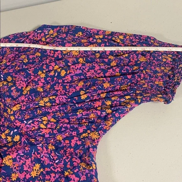 Terra & Sky Floral Blouse - Pink and Blue 2x - Picture 9 of 10